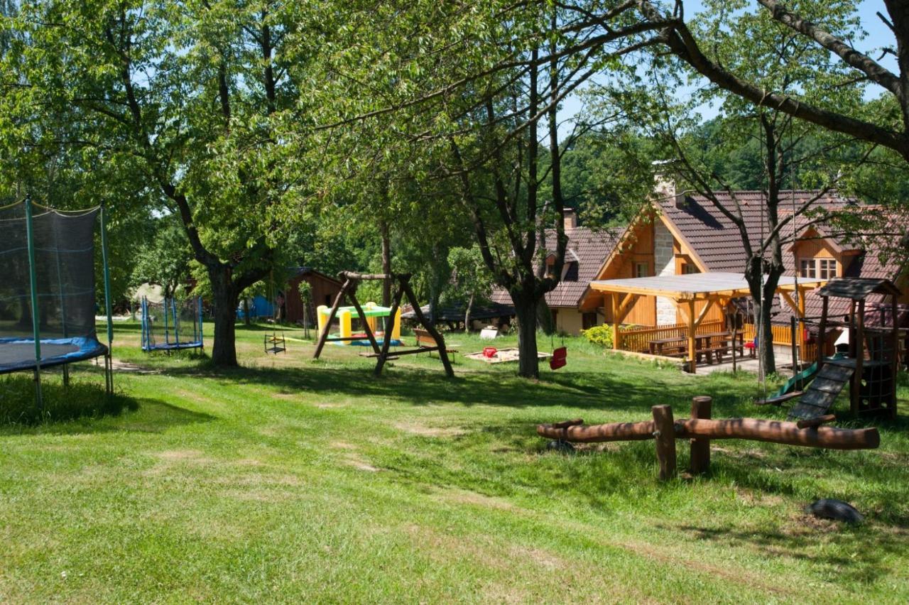 Miniresort Amulet Hrubá Skála Bagian luar foto